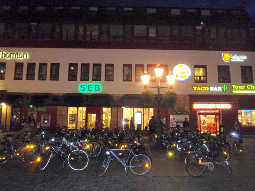 Evening on the Linköping main plaza.